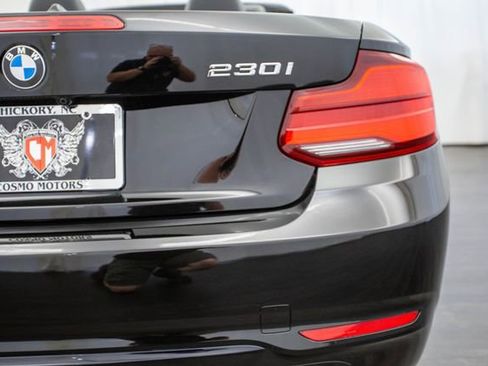 Used 2018 BMW 230i Convertible w/ Premium Package image 35