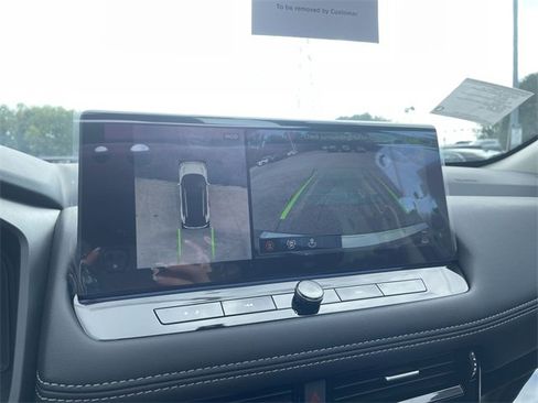 Certified 2025 Nissan Rogue SL w/ Tech Package image 31