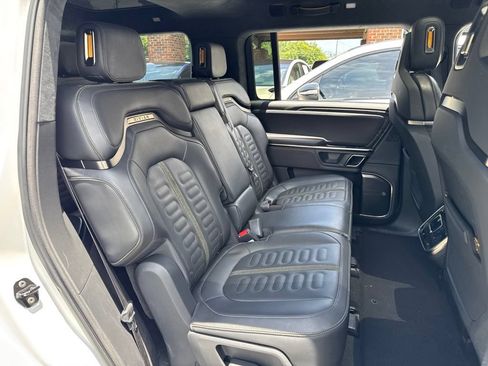 Used 2024 Rivian R1S Adventure AWD/4WD image 8