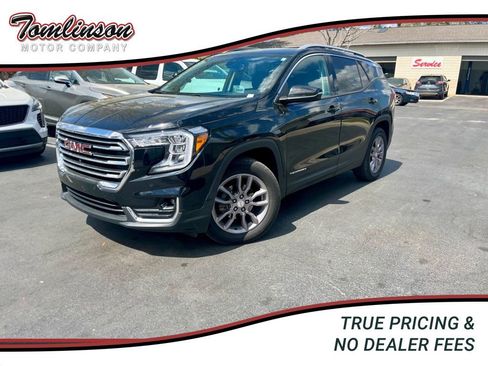 Used 2022 GMC Terrain SLT w/ Infotainment Package II image 1