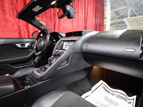 Used 2016 Jaguar F-TYPE Convertible RWD image 24