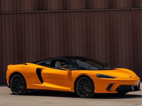 Used 2025 McLaren GTS RWD image 64