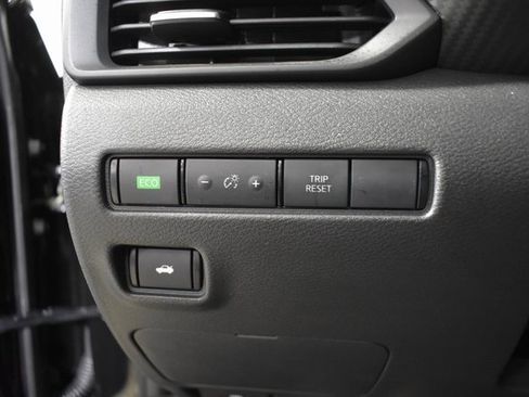 Certified 2025 Nissan Sentra S image 11