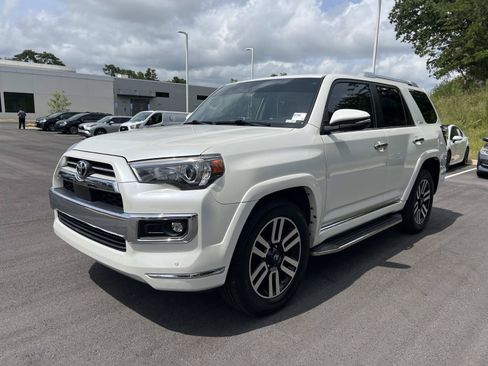Used 2021 Toyota 4Runner Limited RWD image 3