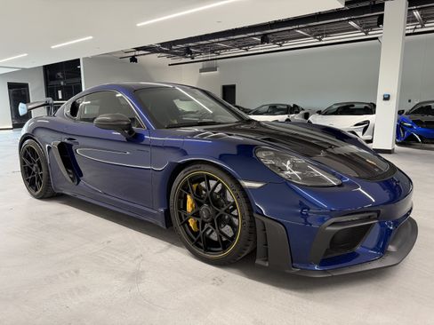 Used 2023 Porsche 718 Cayman GT4 RS RWD image 10