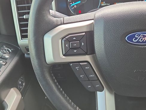Used 2018 Ford F150 Lariat w/ Equipment Group 502A Luxury image 20