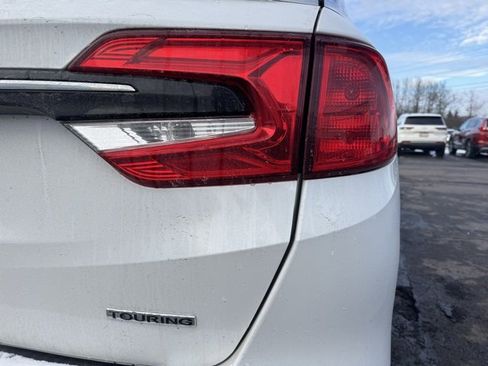 Used 2023 Honda Odyssey Touring image 11