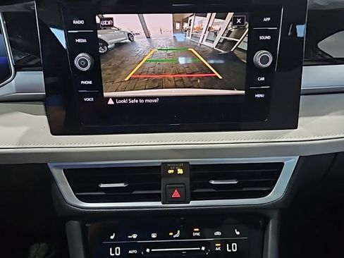 New 2026 Volkswagen Taos SE AWD/4WD image 31
