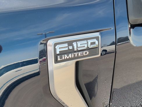 Used 2022 Ford F150 Limited image 5