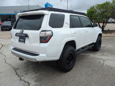 Used 2020 Toyota 4Runner TRD Off-Road AWD/4WD image 8