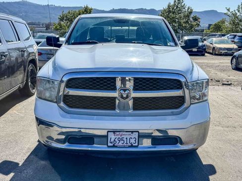 Used 2013 RAM 1500 Classic SLT RWD image 2