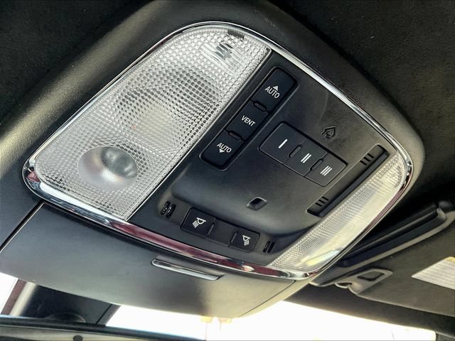 Used 2022 Dodge Charger SRT Hellcat w/ Harman/Kardon Audio Group RWD image 17