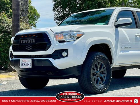 Used 2021 Toyota Tacoma SR5 image 23
