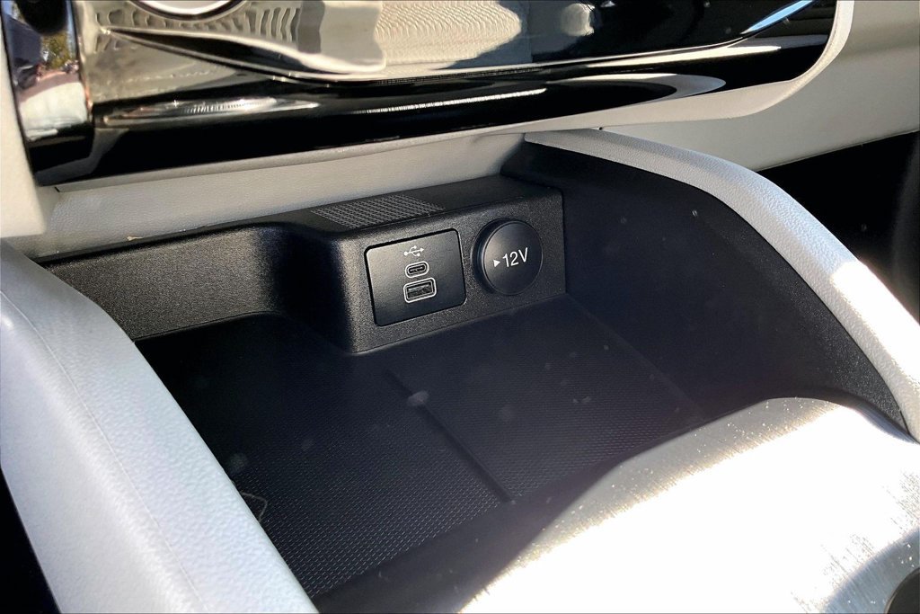 Used 2024 Ford Escape SE FWD image 22