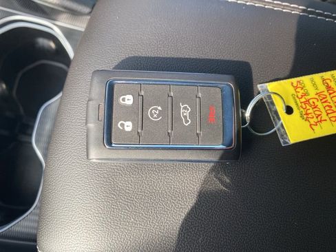 New 2025 Jeep Grand Cherokee Altitude image 49