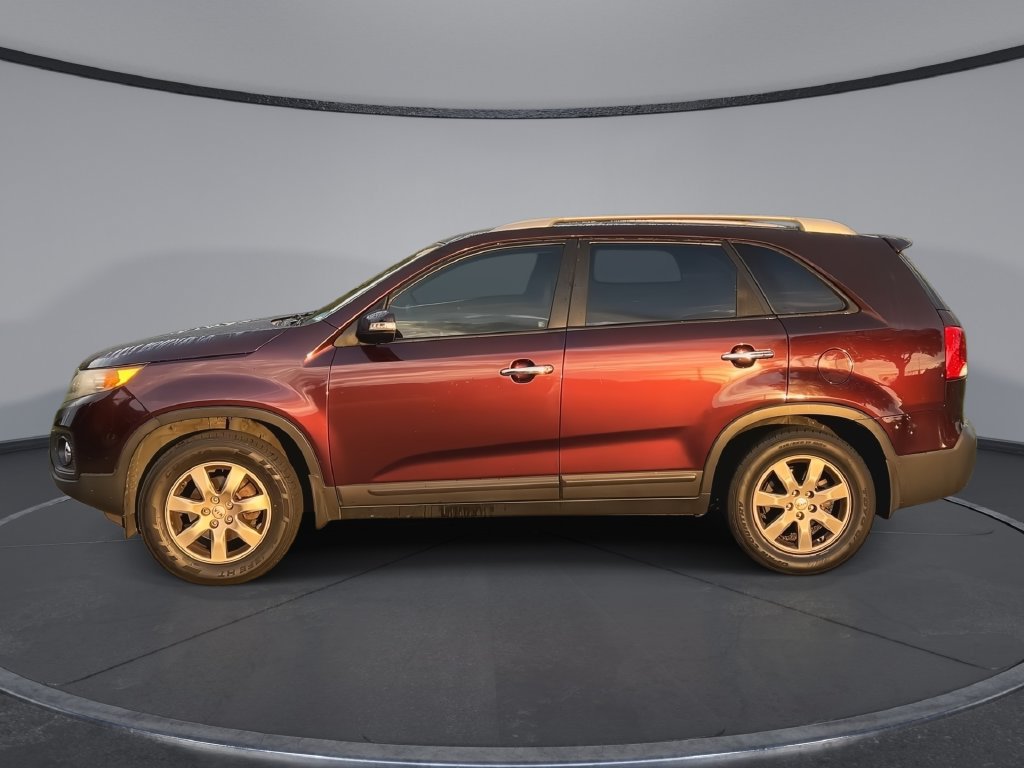 Used 2013 Kia Sorento LX w/ Convenience Pkg FWD image 5