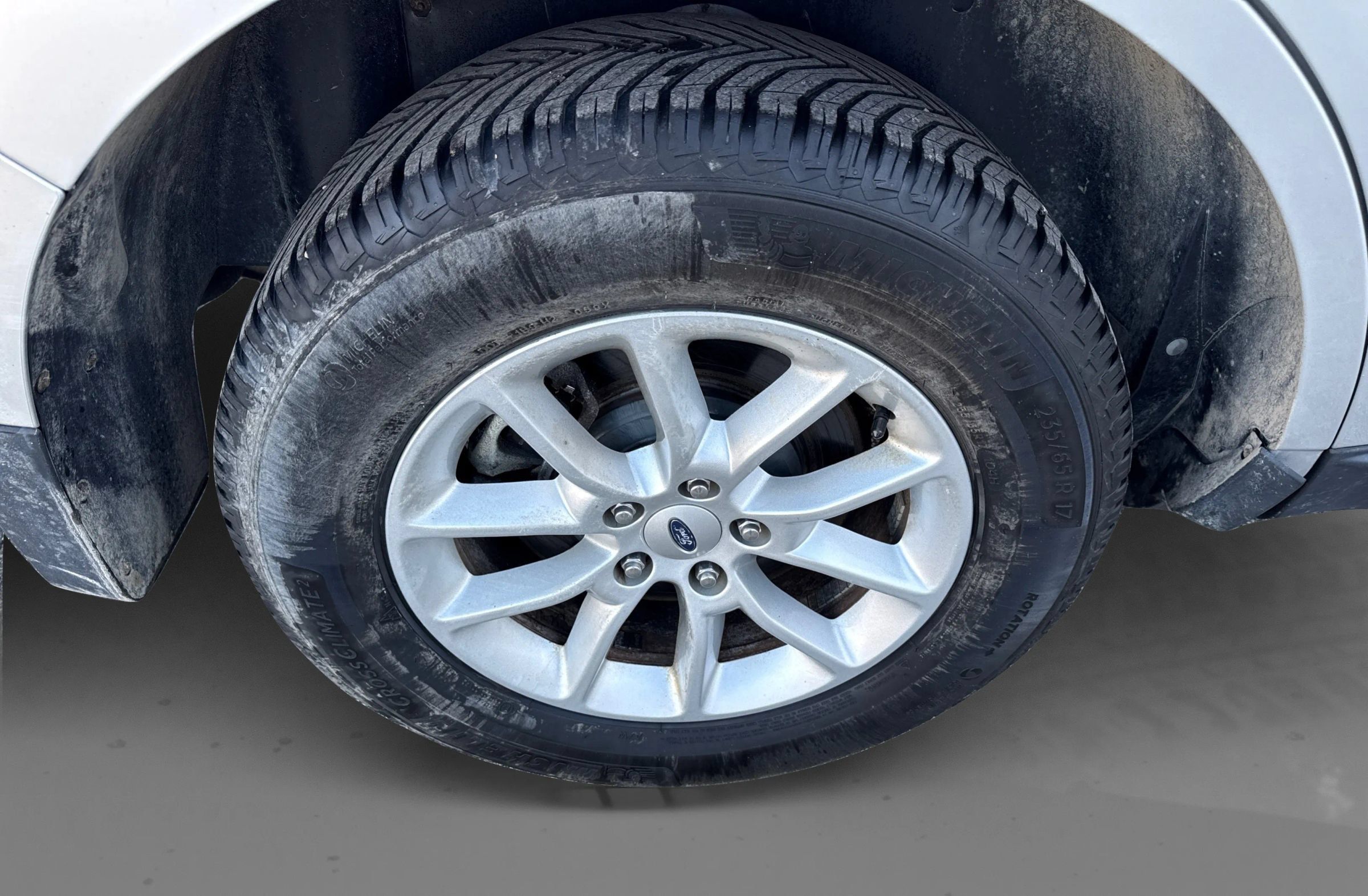 Used 2013 Ford Edge SE FWD image 23