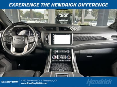 Used 2023 GMC Yukon XL Denali w/ Denali Reserve Package