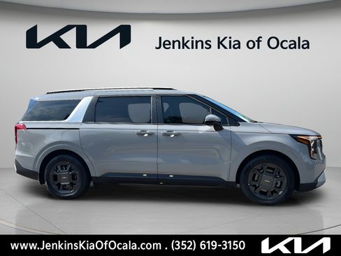 New 2026 Kia Carnival EX FWD image 2