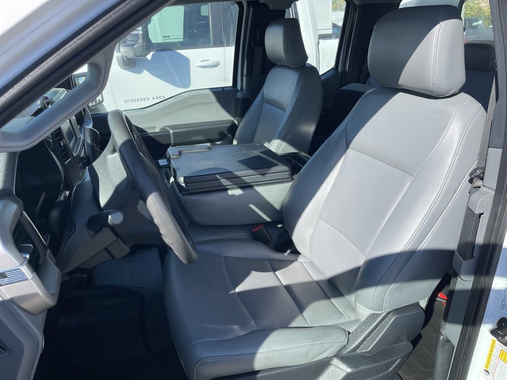 Used 2022 Ford F150 XL RWD image 8