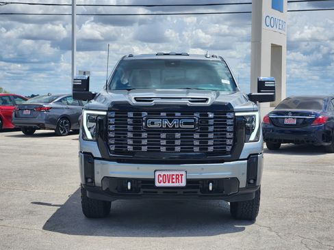 Used 2025 GMC Sierra 2500 Denali Ultimate w/ Max Trailering Package AWD/4WD image 2