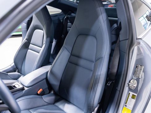 Used 2024 Porsche 911 Carrera GTS w/ Premium Package image 36