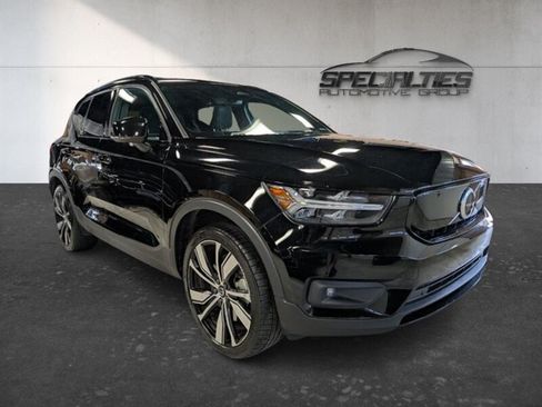 Used 2021 Volvo XC40 P8 Recharge w/ Advanced Package AWD/4WD image 1