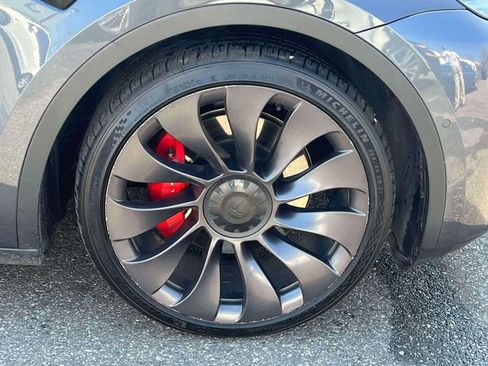 Used 2021 Tesla Model Y Performance AWD/4WD image 14