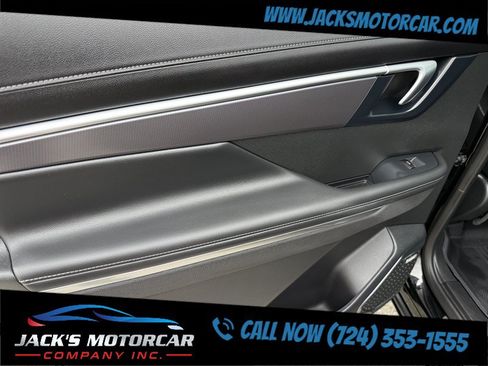 Used 2026 Buick Enclave Sport Touring w/ Super Cruise Package AWD/4WD image 39