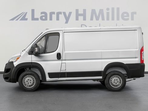 New 2026 RAM ProMaster 1500 w/ Convenience Group image 4
