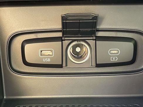 New 2026 Hyundai Venue SE FWD image 27