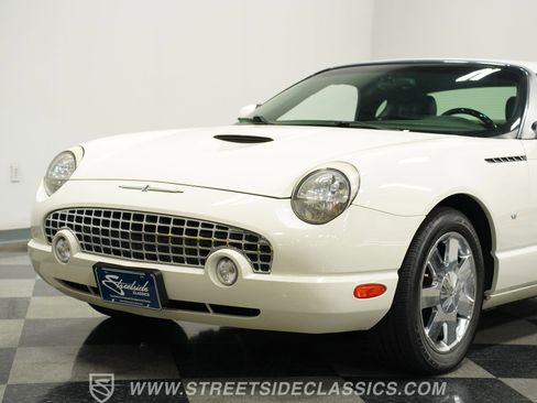 Used 2002 Ford Thunderbird image 18