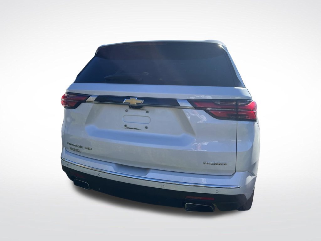 Used 2023 Chevrolet Traverse Premier AWD/4WD image 5
