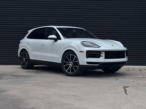 New 2026 Porsche Cayenne AWD/4WD image 9
