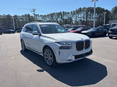 Used 2025 BMW X7 xDrive40i image 7