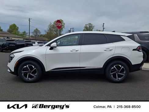 Certified 2023 Kia Sportage LX AWD/4WD image 9
