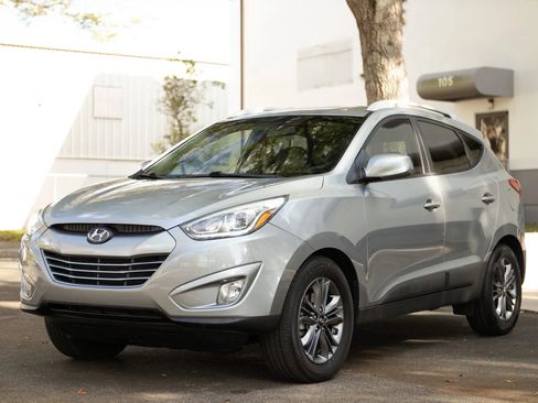Used 2015 Hyundai Tucson SE image 6