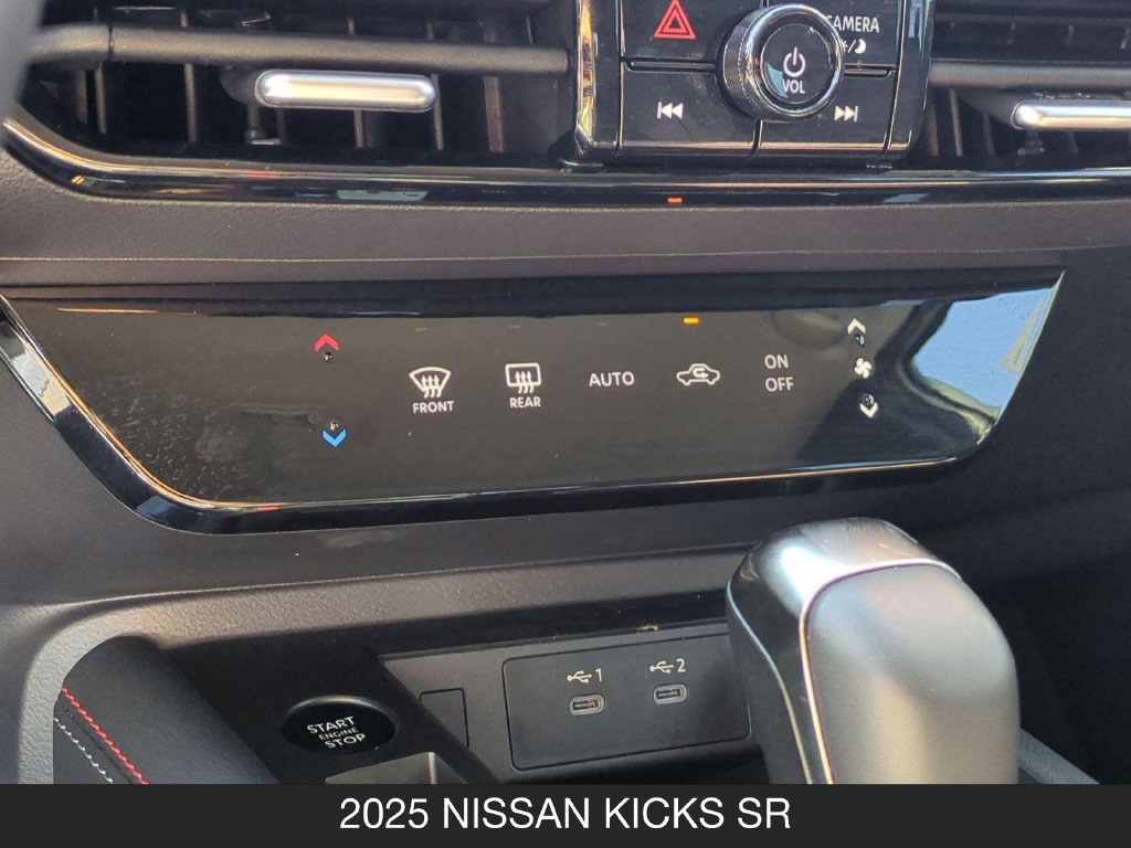Used 2025 Nissan Kicks SR FWD image 22