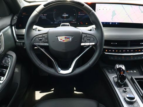 Used 2026 Cadillac CT5 Premium Luxury RWD image 9