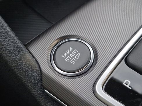 New 2026 Kia Sportage SX image 27