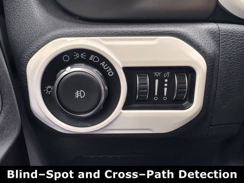 Used 2018 Jeep Wrangler Unlimited Sport S image 12