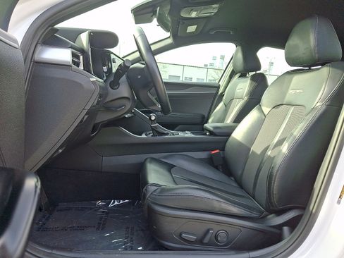 Used 2022 Kia K5 GT-Line image 13