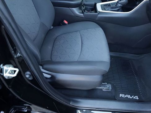 Certified 2020 Toyota RAV4 XLE w/ All Weather Liner Package image 22