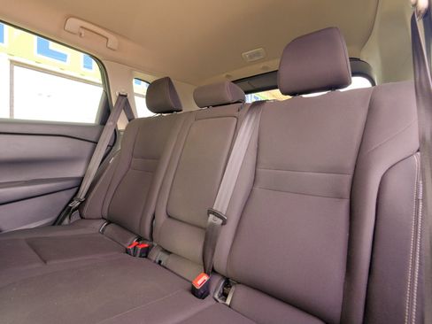 Used 2024 Nissan Rogue S image 30