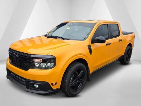 Used 2023 Ford Maverick XLT w/ Equipment Group 300A Standard image 3