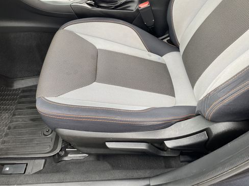 Used 2018 Subaru Crosstrek 2.0i Premium w/ Moonroof Package image 13