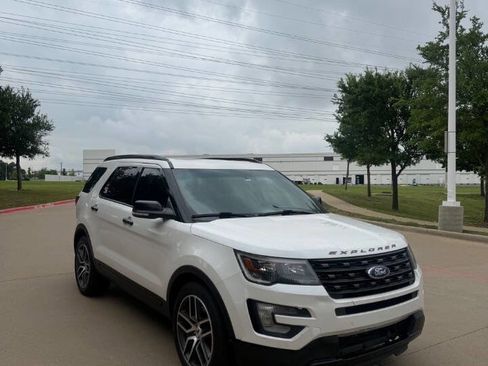 Used 2016 Ford Explorer Sport AWD/4WD image 1