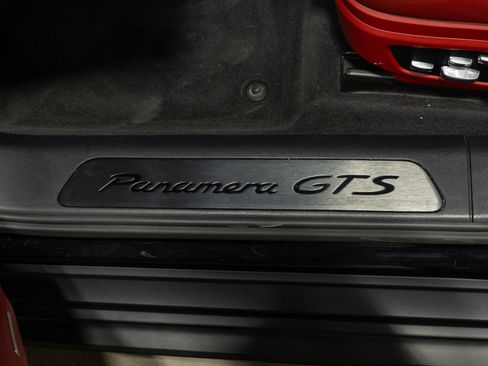 Used 2020 Porsche Panamera GTS image 46