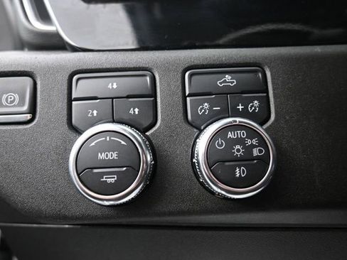 Used 2024 GMC Sierra 2500 SLE w/ SLE Convenience Package AWD/4WD image 27