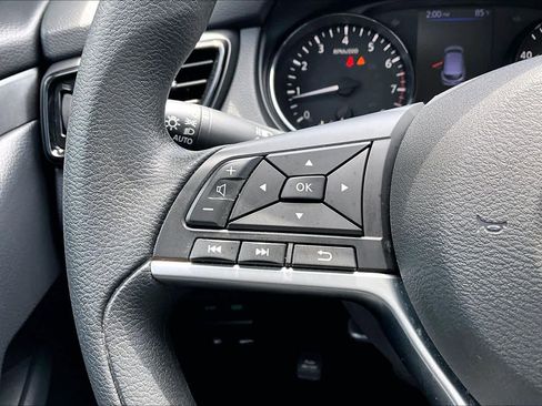 Certified 2021 Nissan Rogue Sport S image 22